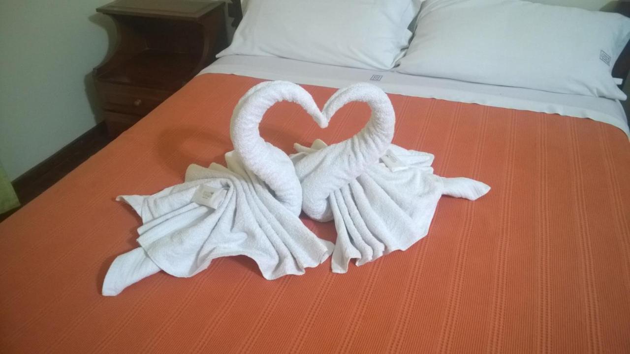 Hotel San Martin Реконкиста Екстериор снимка